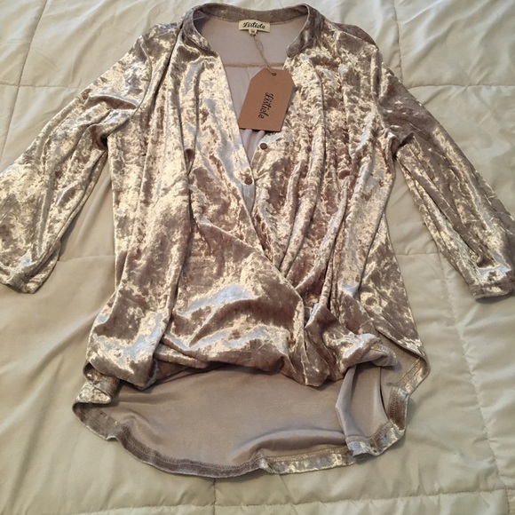 Beautiful top! - Picture 1 of 5